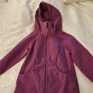Lululemon Scuba Hoodie in Fuchsia Size 6